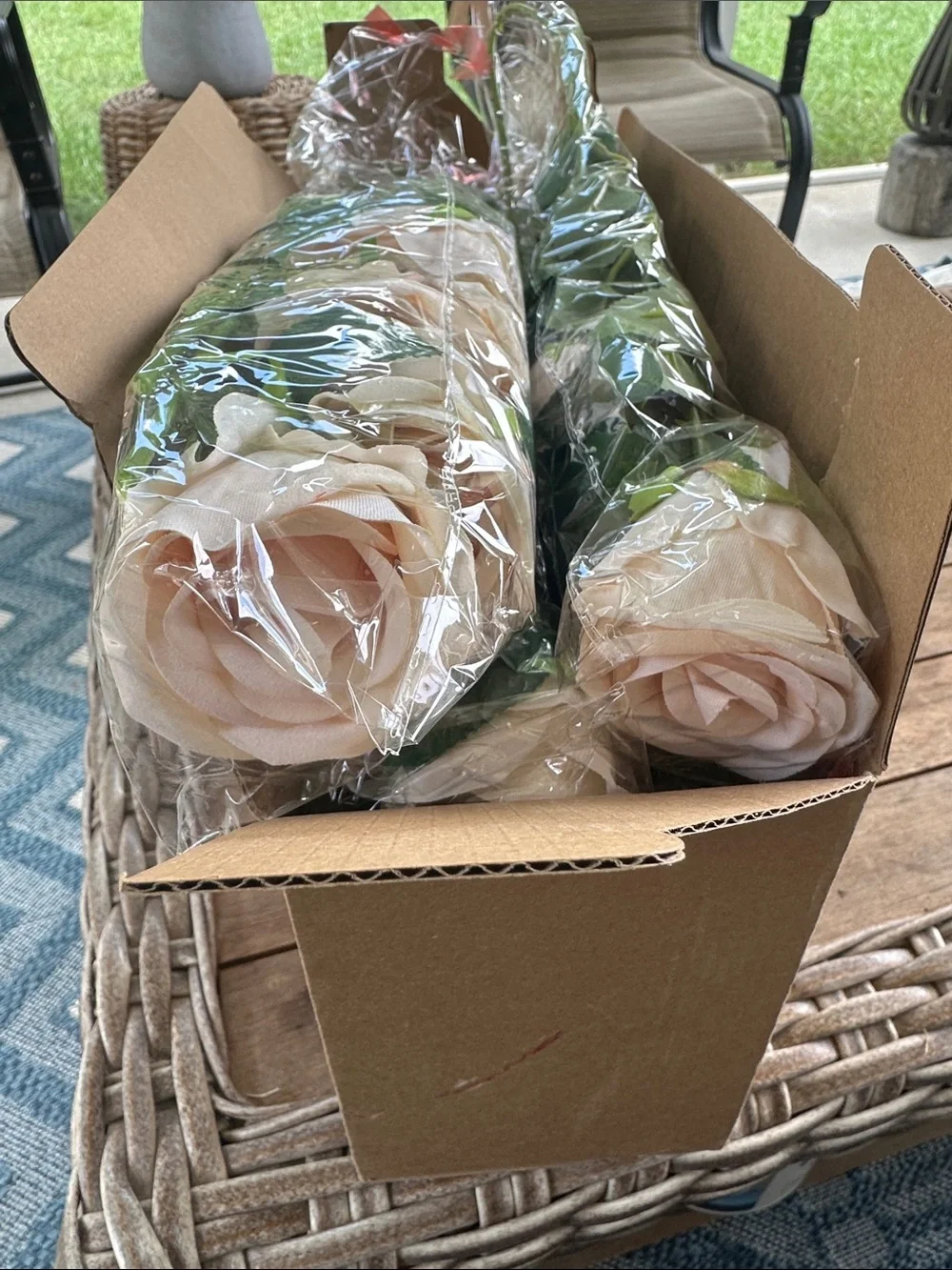 Artificial Rose Stems 11 Packaged  (Pale Pink)